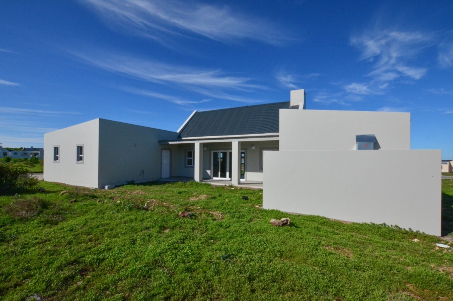 3 Bedroom Property for Sale in Hoogland Western Cape